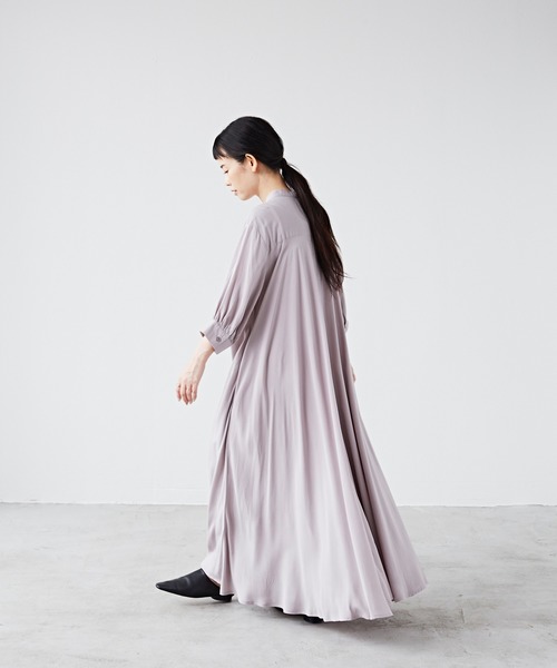 Libra Cue(リブラ キュー)の「Libra ボリュームマキシワンピース(ワンピース・レディース・ライトグレー/ベージュ/ネイビー・FREE)」の7枚目の写真