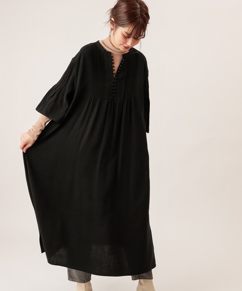 natural couture(ナチュラルクチュール)の「ピンタックカフタンワンピース(ワンピース・レディース・ブラック/ベージュ/レンガ・FREE)」の6枚目の写真