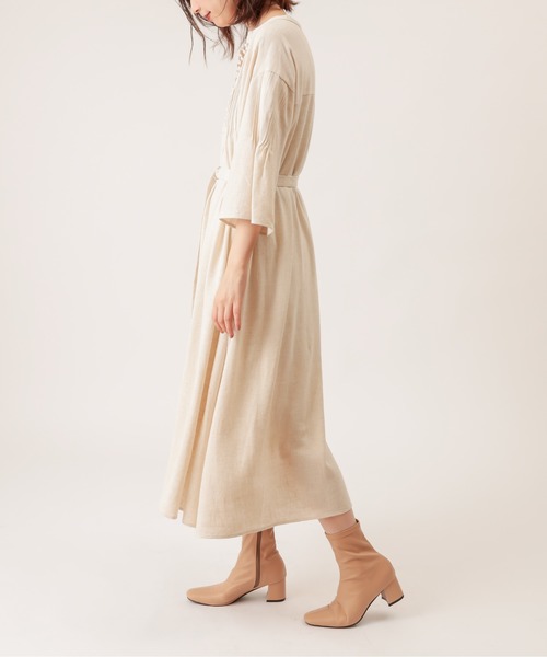 natural couture(ナチュラルクチュール)の「ピンタックカフタンワンピース(ワンピース・レディース・ブラック/ベージュ/レンガ・FREE)」の14枚目の写真