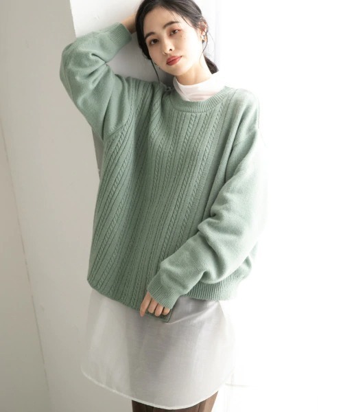 LOWRYS FARM(ローリーズファーム)の「ケーブルレイヤープルオーバーLS 895477(ニット/セーター・レディース・ブラック/ベージュ/グリーン・FREE)」の3枚目の写真