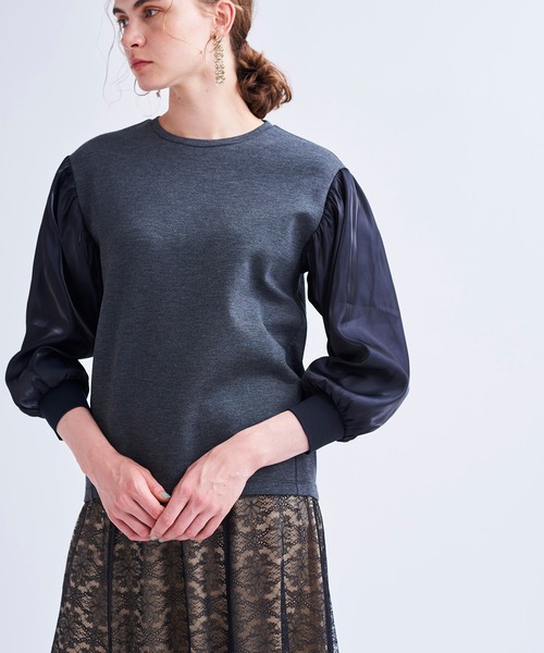 【ひとちゃん】LANVIN en Bleu サテンスリーブ カットソー LANVIN en Bleu（ランバンオンブルー）の「サテンスリーブ