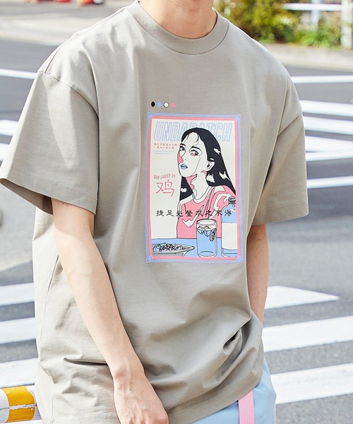 MONO-MART(モノマート)の「シルケットライク天竺 ビックシルエットイラストプリント/バックプリント 半袖カットソー(Tシャツ/カットソー・メンズ・ブラック系その他/ブラック系その他5/ホワイト系その他/ブルー系その他/パープル系その他2/グリーン系その他2/ホワイト系その他2/ベージュ系その他4/ブラック系その他4/ブルー系その他2/ベージュ系その他6/ベージュ系その他2/パープル系その他/グリーン系その他/ブラック系その他3/ブラック系その他2/ホワイト系その他6/ベージュ系その他5/ベージュ系その他/ベージュ系その他3/ブラック系その他6/ホワイト系その他4/ホワイト系その他3/ホワイト系その他5/ブラック系1/ブラック系2/ホワイト系1/ホワイト系2/ブルー系その他3/ブルー系その他4・S/M/L)」の21枚目の写真