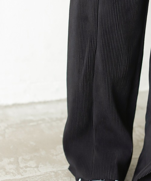 Auntie Rosa Holiday（アンティローザホリデー）の「スムースミニプリーツパンツ（その他パンツ・レディース・ブラック/カーキ/ブルー/モカ/ナチュラル・SMALL/MEDIUM）」の12枚目の写真