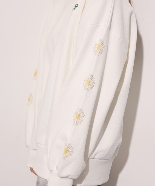 one after another NICE CLAUP（ワンアフターアナザーナイスクラップ）の「アソートプリントスウェット（Tシャツ/カットソー・レディース・グレー/オフホワイト/サックスブルー/ピンク/ホワイト系その他/ライトピンク/ホワイト系その他2・FREE）」の20枚目の写真