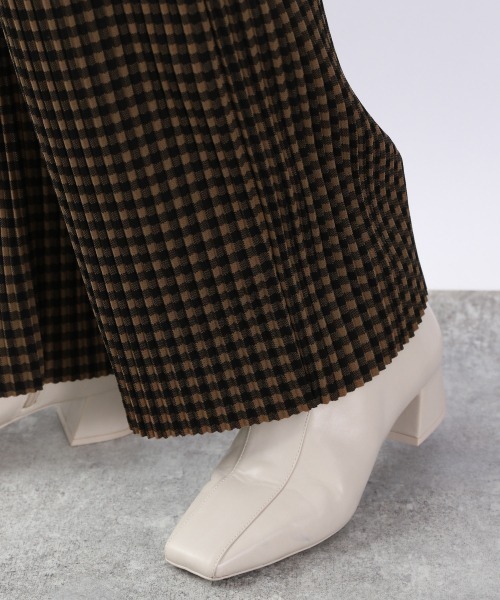 LOWRYS FARM（ローリーズファーム）の「ｓｅｌｆｃｕｔチェックプリーツパンツ　929085（その他パンツ・レディース・ベージュ/ダークブラウン・FREE）」の9枚目の写真