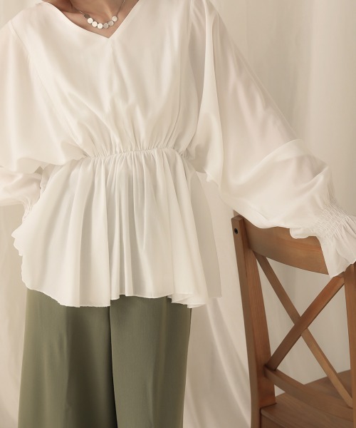 Bab(バブ)の「【WEB限定】ドルマンフレアトップス(シャツ/ブラウス・レディース・オフホワイト/ホワイト系その他/モカ/ブラック・38)」の21枚目の写真