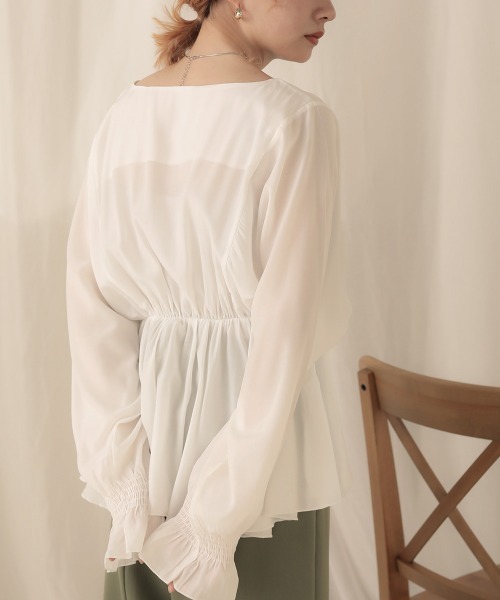 Bab(バブ)の「【WEB限定】ドルマンフレアトップス(シャツ/ブラウス・レディース・オフホワイト/ホワイト系その他/モカ/ブラック・38)」の5枚目の写真