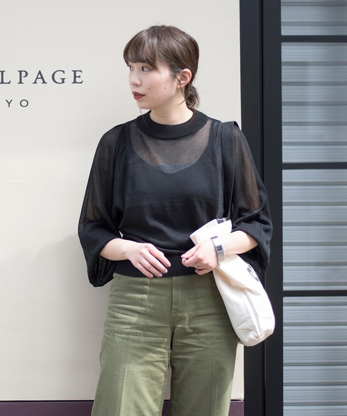 MAISON BREEZE（メゾンブリーズ）の「【MAISON BREEZE】ハイゲージボリューム袖シアーニットキャミセット　6252316（シャツ/ブラウス・レディース・オフホワイト/ブラック・FREE）」の2枚目の写真