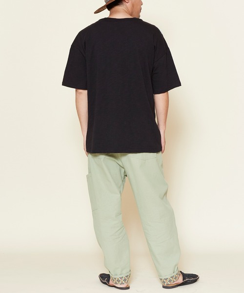 チャイハネ（チャイハネ）の「【チャイハネ】リゾートトライバルメンズTシャツ（Tシャツ/カットソー・メンズ・ベージュ/ブラック/ホワイト/グリーン/ブルー/オフホワイト/オレンジ/ライトベージュ/ダークグリーン・FREE）」の11枚目の写真