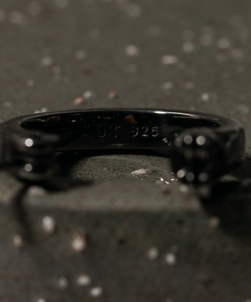 UNITED TOKYO（ユナイテッドトウキョウ）の「TフープピアスL（ピアス（片耳用）・メンズ・ブラック/シルバー・FREE）」の20枚目の写真