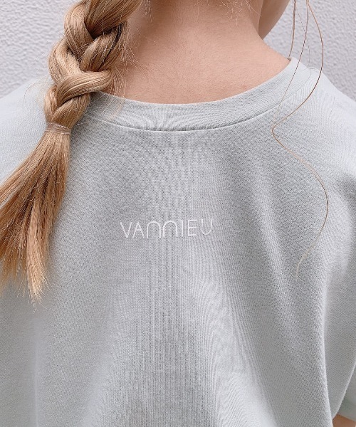 VANNIE U(ヴァニーユー)の「2WAYロゴTシャツ(Tシャツ/カットソー・レディース・ホワイト/ブラック/イエロー/ライトグリーン・FREE)」の16枚目の写真