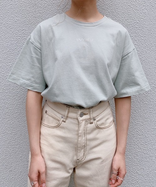 VANNIE U(ヴァニーユー)の「2WAYロゴTシャツ(Tシャツ/カットソー・レディース・ホワイト/ブラック/イエロー/ライトグリーン・FREE)」の22枚目の写真