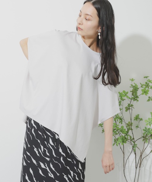 SENSE OF PLACE by URBAN RESEARCH（センスオブプレイスバイアーバンリサーチ）の「シルケットポンチョカットソー（Tシャツ/カットソー・レディース・ライトベージュ/ブラック/オフホワイト/イエロー・ONE）」の13枚目の写真