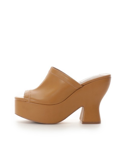 REDYAZEL（レディアゼル）の「ソフトフェイクレザー厚底サンダル（サンダル・レディース・ブラック/ベージュ/ラベンダー・SMALL/MEDIUM/LARGE）」の4枚目の写真