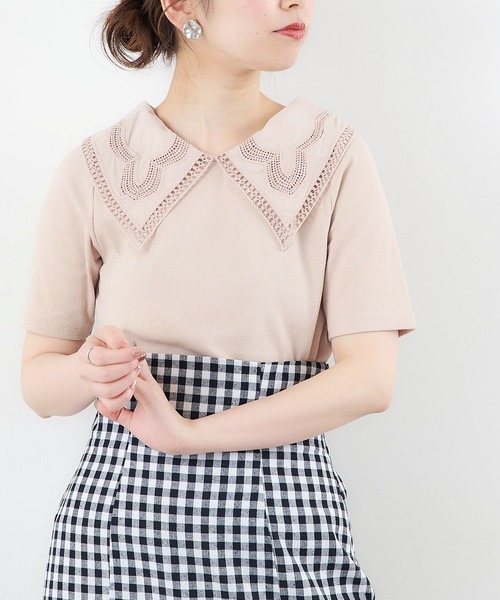 natural couture(ナチュラルクチュール)の「ビッグ衿デザインリブトップス(Tシャツ/カットソー・レディース・ライトベージュ/オフホワイト/その他1/ブラック・FREE)」の3枚目の写真