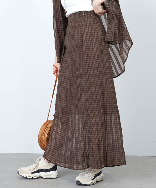 mikke（ミッケ）の「しわ加工シアーチェックマーメイドスカート（スカート・レディース・ブラウン/グレー/グリーン・FREE）」の2枚目の写真