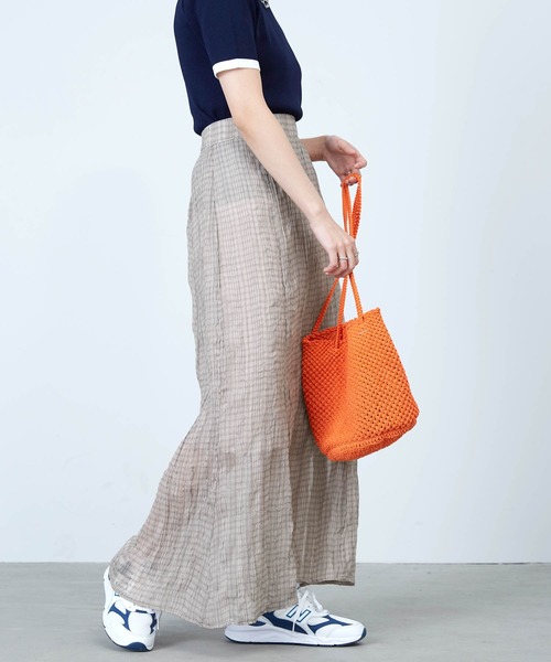 mikke（ミッケ）の「しわ加工シアーチェックマーメイドスカート（スカート・レディース・ブラウン/グレー/グリーン・FREE）」の12枚目の写真