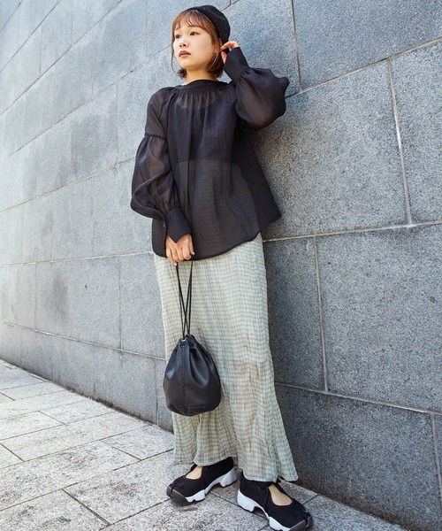 mikke（ミッケ）の「しわ加工シアーチェックマーメイドスカート（スカート・レディース・ブラウン/グレー/グリーン・FREE）」の21枚目の写真