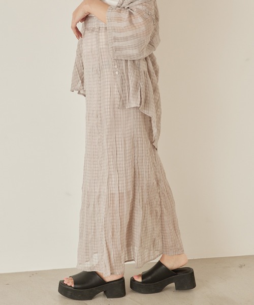 mikke（ミッケ）の「しわ加工シアーチェックマーメイドスカート（スカート・レディース・ブラウン/グレー/グリーン・FREE）」の6枚目の写真