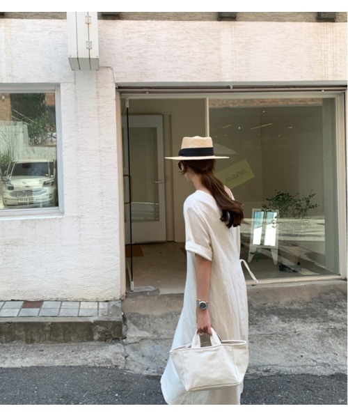 大人シルエット ゆったりシルエット ロング丈 綿麻 半端袖ウエストリボンデザインvネックワンピース