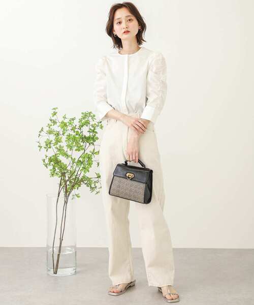 SENSE OF PLACE by URBAN RESEARCH（センスオブプレイスバイアーバンリサーチ）の「ノーカラーギャザースリーブシャツ（シャツ/ブラウス・レディース・オフホワイト/ネイビー・ONE）」の14枚目の写真