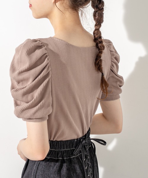 OLIVE des OLIVE（オリーブデオリーブ）の「半袖パワショルプルオーバー（Tシャツ/カットソー・レディース・オフホワイト/ブラック/ライトブラウン・FREE）」の3枚目の写真