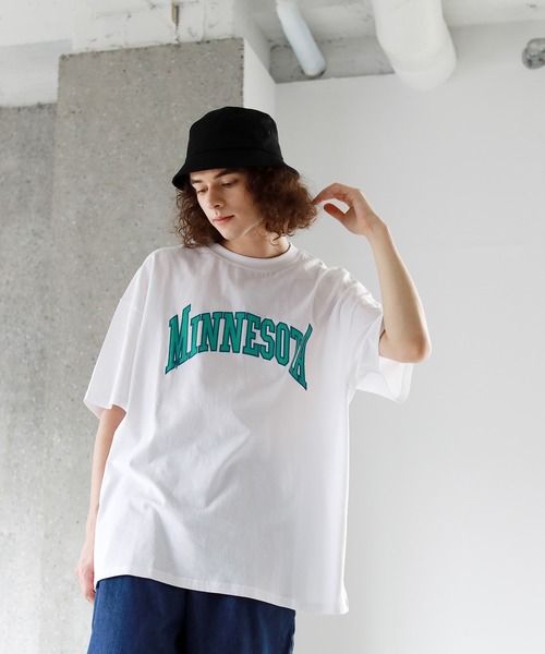 希少【BALMAIN】アストロノートプリントTシャツ Balmain Tシャツ - マルチカラー | YH1EG000BB17EAB