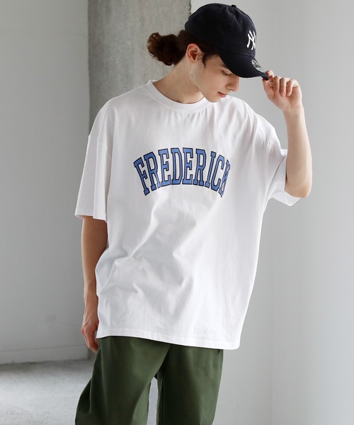 ASTRONOMY（アストロノミー）の「マルチパターンアーチロゴビッグTシャツ（Tシャツ/カットソー・メンズ・ホワイト/ブラック/ネイビー/グリーン/ホワイト系その他/グレー系その他/ブルー系その他/ライトパープル/ホワイト系その他2/ベージュ系その他2/ネイビー系2・M/L/XL）」の22枚目の写真