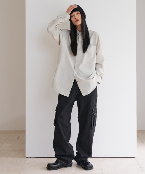 FEKETE(フェケテ)の「FEKETE OVERFIT BASIC SHIRT(シャツ/ブラウス・メンズ・ホワイト/ライトグレー/ライトブルー/ブラック・FREE)」の20枚目の写真