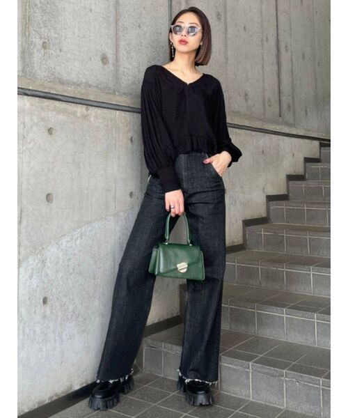 EMODA(エモダ)の「ワイドボリュームローファー(ローファー・レディース・ブラック/アイボリー・SMALL/MEDIUM/LARGE)」の13枚目の写真