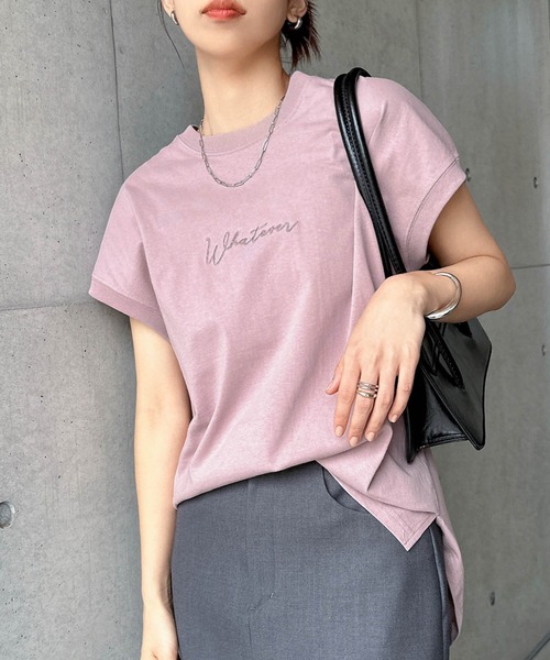 andme(アンドミー)の「コットン天竺エンブロイダリーロゴフレンチスリーブTシャツ(Tシャツ/カットソー・レディース・ラベンダー/ブラック/オフホワイト/ベージュ/グリーン/ブルー/チャコールグレー/ピンク/ネイビー・M)」の9枚目の写真