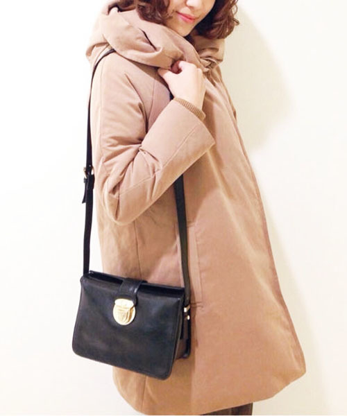 Kastane(カスタネ)の「【Kastane】2WAYショルダークラッチBAG(ショルダーバッグ・レディース・ブラック/レッド/キャメル・FREE)」の10枚目の写真