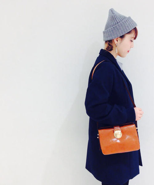 Kastane(カスタネ)の「【Kastane】2WAYショルダークラッチBAG(ショルダーバッグ・レディース・ブラック/レッド/キャメル・FREE)」の12枚目の写真