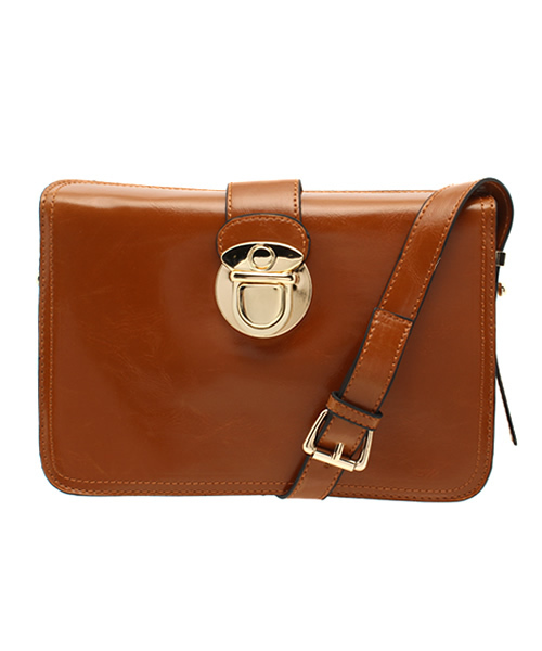 Kastane(カスタネ)の「【Kastane】2WAYショルダークラッチBAG(ショルダーバッグ・レディース・ブラック/レッド/キャメル・FREE)」の20枚目の写真