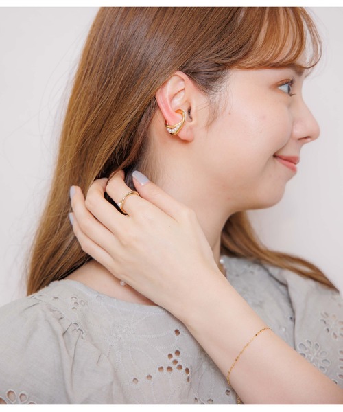 flower(フラワー)の「クロスパールイヤーカフ(イヤーカフ・レディース・シルバー/ゴールド・FREE)」の9枚目の写真