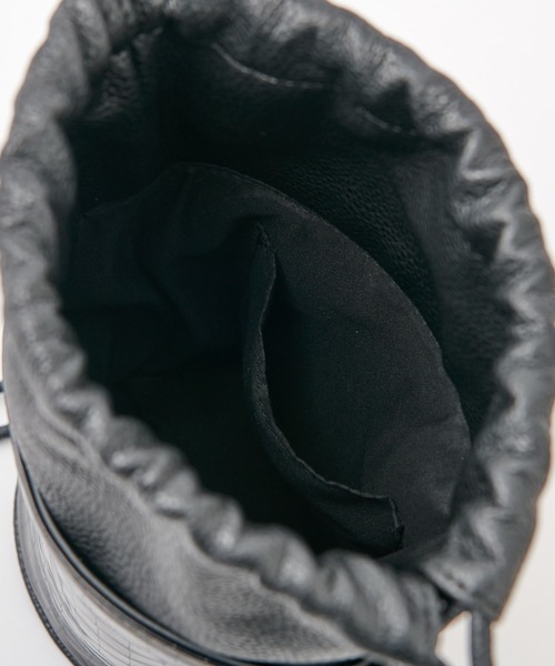 COLONY 2139（コロニートゥーワンスリーナイン）の「リサイクルレザータッチ バケツショルダーバッグ（ショルダーバッグ・レディース・ブラック/ブラウン/ベージュ・FREE）」の12枚目の写真