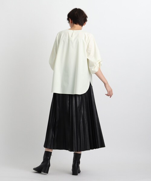 INDIVI（インディヴィ）の「◇タックボリュームスリーブブラウス
