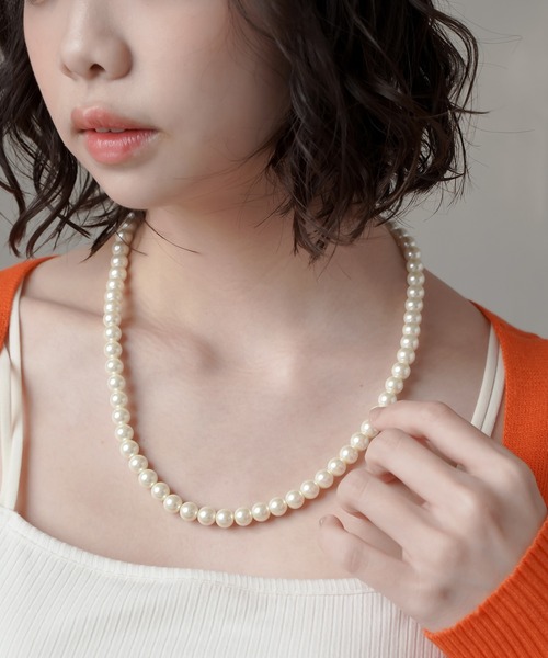 SPINNS（スピンズ）の「50cm シンプルパールネックレス（ネックレス・レディース・ホワイト・ONESIZE）」の8枚目の写真