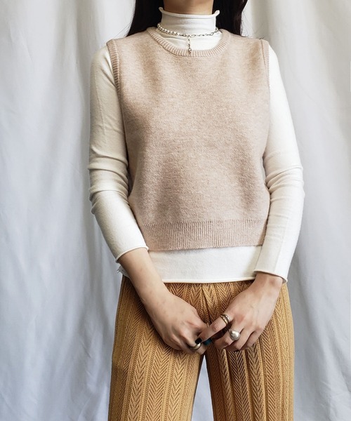 me+em select（ミームセレクト）の「★ニュアンスカラー　Uネックコンパクトゆるニットベスト（ベスト・レディース・ライトブルー/ベージュ/パープル/オートミール・FREE）」の18枚目の写真