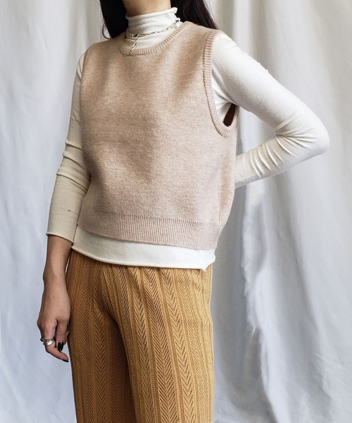 me+em select（ミームセレクト）の「★ニュアンスカラー　Uネックコンパクトゆるニットベスト（ベスト・レディース・ライトブルー/ベージュ/パープル/オートミール・FREE）」の22枚目の写真