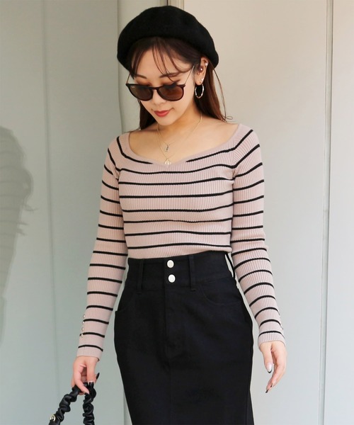 ROYAL PARTY（ロイヤルパーティー）の「【洗えるニット】オープンネックニットトップス（ニット/セーター・レディース・マルチ/モカ/オレンジ/ライトグレー/パープル/ブラック系その他/ブラック/オフホワイト・FREE）」の8枚目の写真