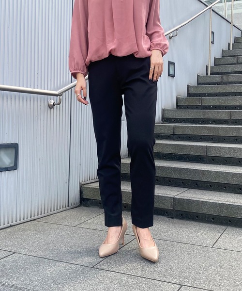 A/C DESIGN BY ALPHA CUBIC(エーシーデザインバイアルファキュービック)の「アルファブリックテーパードパンツ(その他パンツ・レディース・ネイビー/ブラック/チャコール・67/64/61)」の20枚目の写真