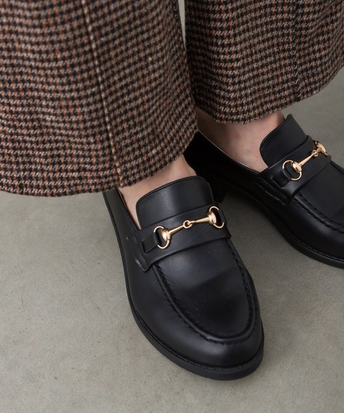 SpRay(スプレイ)の「ビット付ローファー(ローファー・レディース・ブラック/ブラック系その他/ブラウン系その他・SMALL/MEDIUM/LARGE/X-LARGE)」の2枚目の写真