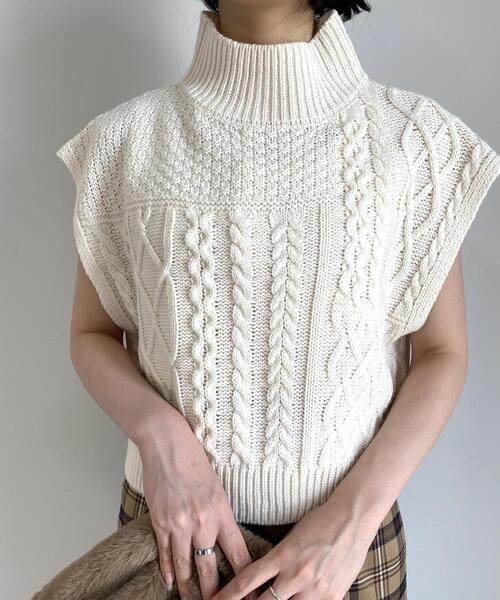 MLI'A(エムリア)の「パッチワークケーブルニット(ニット/セーター・レディース・アイボリー/ブラック/モカ・M)」の6枚目の写真