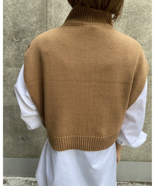 MLI'A(エムリア)の「パッチワークケーブルニット(ニット/セーター・レディース・アイボリー/ブラック/モカ・M)」の9枚目の写真