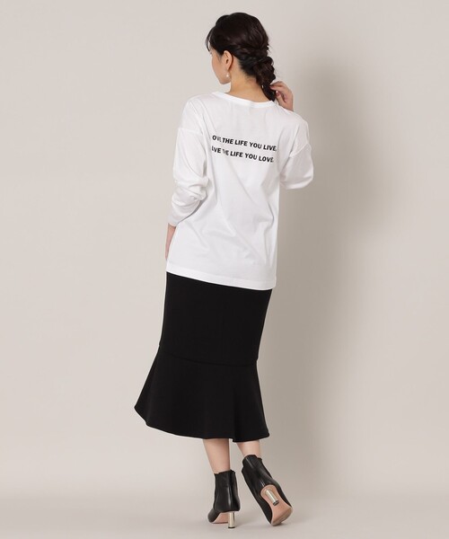 EPOCA THE SHOP（エポカザショップ）の「【川上さやか×EPOCA THE SHOP】バックロゴロングスリーブカットソー（Tシャツ/カットソー・レディース・チャコールグレー/ホワイト・38）」の3枚目の写真