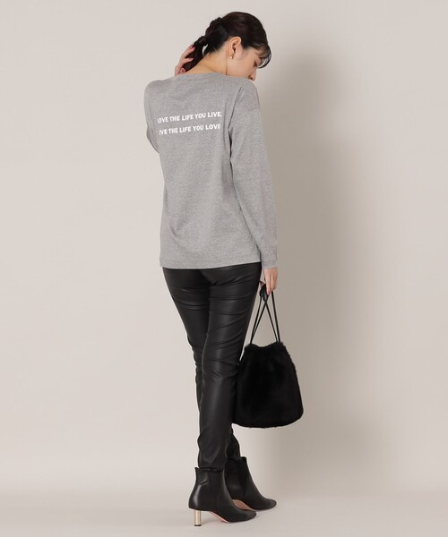 EPOCA THE SHOP（エポカザショップ）の「【川上さやか×EPOCA THE SHOP】バックロゴロングスリーブカットソー（Tシャツ/カットソー・レディース・チャコールグレー/ホワイト・38）」の6枚目の写真
