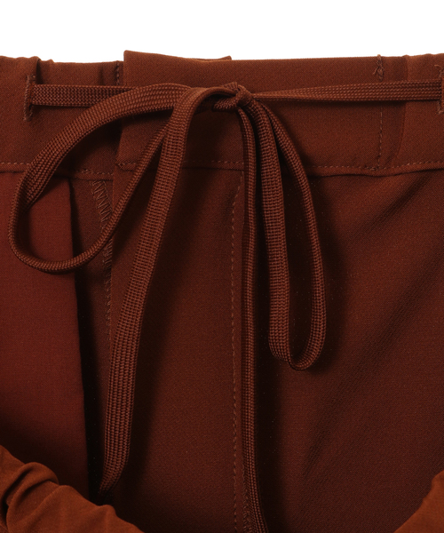 MEN'S MELROSE（メンズメルローズ）の「MASTER FRAME スリムイージーパンツ（チノパンツ・メンズ・ブラウン/ベージュ/ブラック・4/2/3）」の6枚目の写真