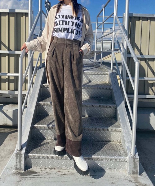Anside（アンサイド）の「コーデュロイ切替パンツ（その他パンツ・レディース・パープル/ブラウン/グリーン・S/M）」の7枚目の写真