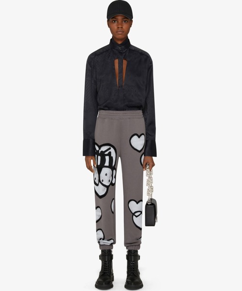 GIVENCHY(ジバンシイ)の「スリムフィットジョギング(その他パンツ・メンズ・グレー・S)」の3枚目の写真